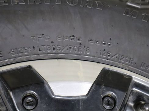 Used 2022 GMC Hummer EV Edition 1 w/ LPO, Illumination Package image 46