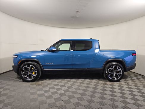 Used 2022 Rivian R1T Launch Edition image 2