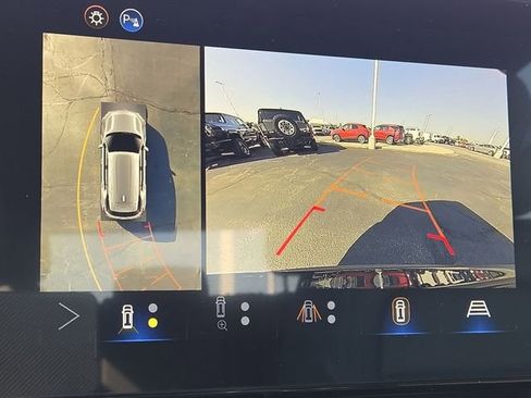 New 2026 Chevrolet Equinox LT w/ Convenience Package II image 15