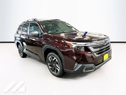 Used 2026 Subaru Forester Limited AWD/4WD image 3