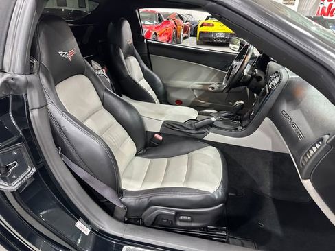 Used 2009 Chevrolet Corvette Convertible w/ Preferred Equipment Group image 13