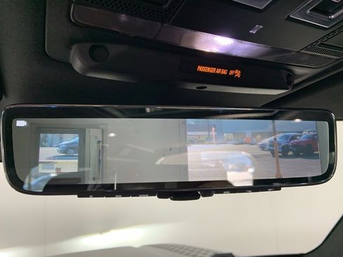 Used 2020 Land Rover Defender 110 X image 8