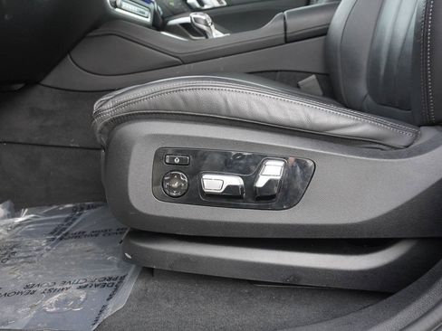 Used 2022 BMW X6 M50i w/ Executive Package image 46