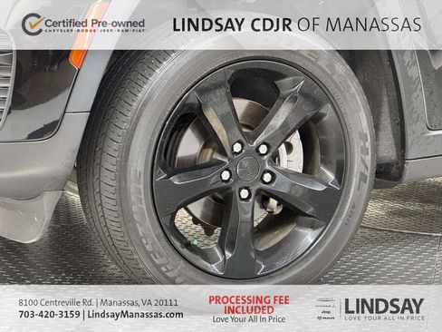 Used 2024 Jeep Grand Cherokee Altitude AWD/4WD image 10