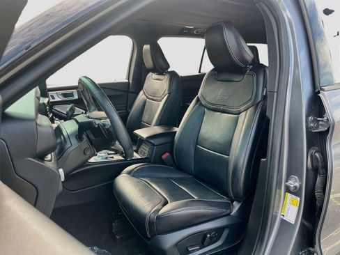 Used 2021 Ford Explorer ST w/ Equipment Group 401A AWD/4WD image 21