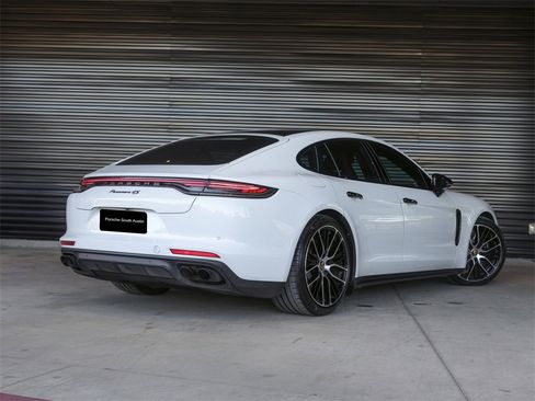 Certified 2023 Porsche Panamera 4S image 7