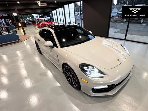 Used 2020 Porsche Panamera GTS w/ Premium Package Plus AWD/4WD image 29