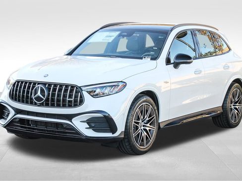 New 2026 Mercedes-Benz GLC 43 AMG 4MATIC image 3