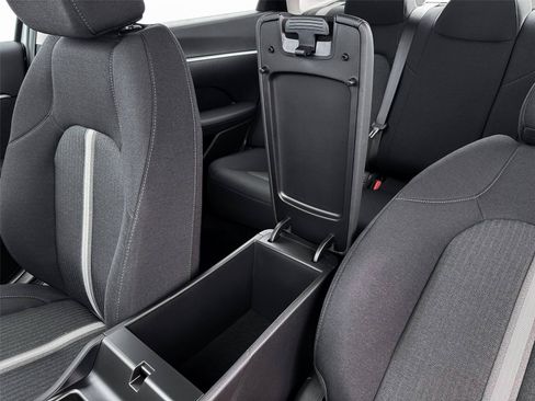 New 2026 Hyundai Sonata SE FWD image 37