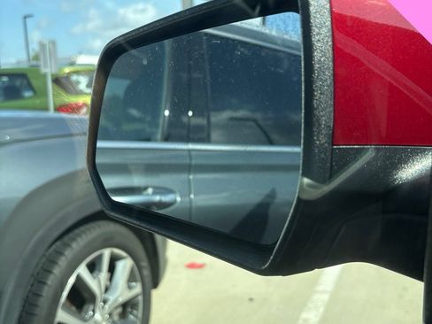 Used 2019 GMC Acadia SLE FWD image 12