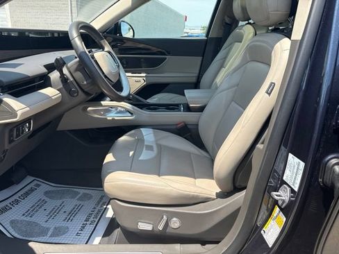 Used 2024 Lincoln Nautilus Premier w/ Equipment Group 102A AWD/4WD image 24