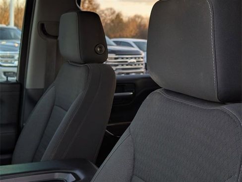 Used 2020 Chevrolet Silverado 1500 LT Trail Boss w/ Convenience Package image 22