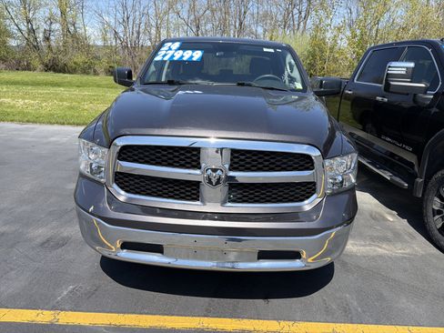 Used 2024 RAM 1500 Classic SLT AWD/4WD image 2