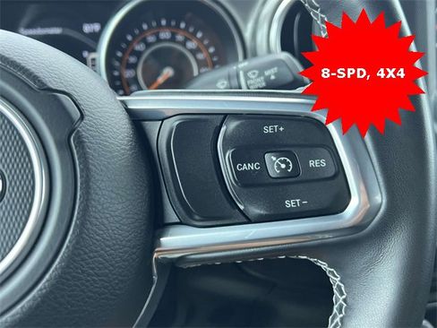 Used 2021 Jeep Gladiator Overland w/ Cold Weather Group image 29