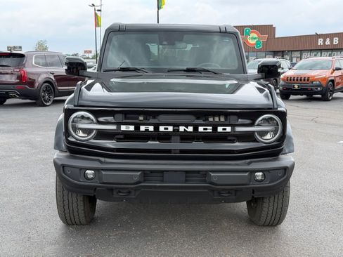 Used 2023 Ford Bronco Outer Banks AWD/4WD image 3