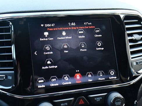Used 2020 Jeep Grand Cherokee Altitude AWD/4WD image 31