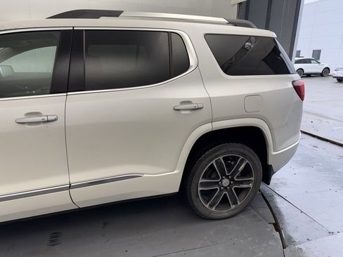 Used 2019 GMC Acadia Denali w/ LPO, Floor Liner Package image 5