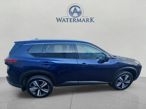 Certified 2025 Nissan Rogue SL w/ Tech Package AWD/4WD image 6