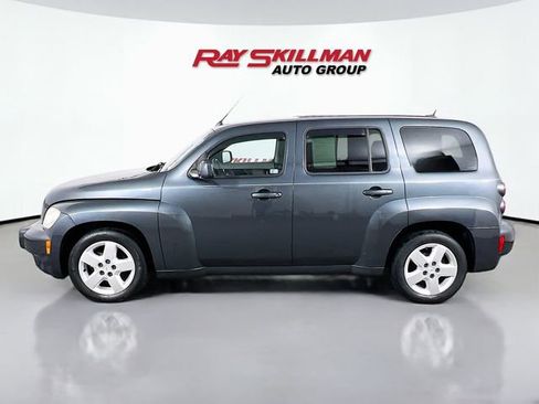 Used 2011 Chevrolet HHR LT w/ My Link Package FWD image 4