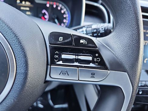 Used 2023 Hyundai Tucson SEL image 12