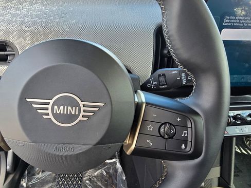 Used 2025 MINI Cooper S image 19