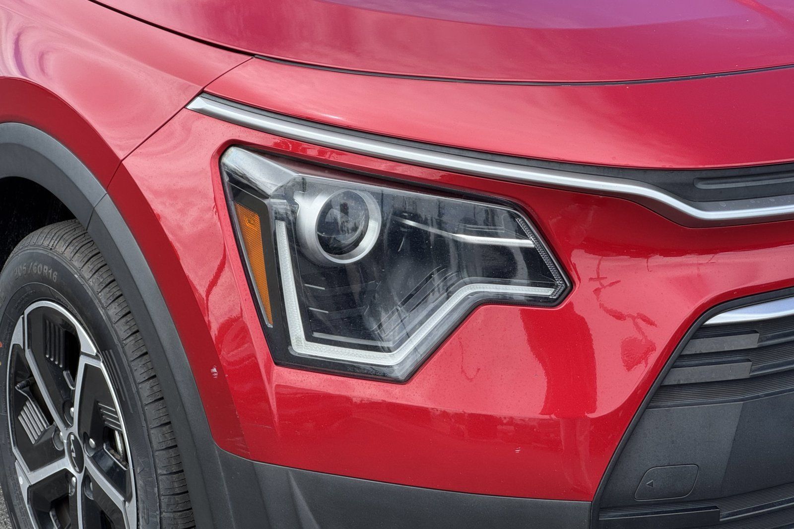 Used 2023 Kia Niro EX FWD image 41