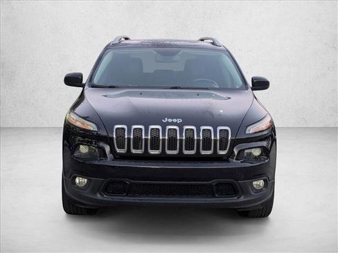Used 2017 Jeep Cherokee Latitude w/ Trailer Tow Group image 2