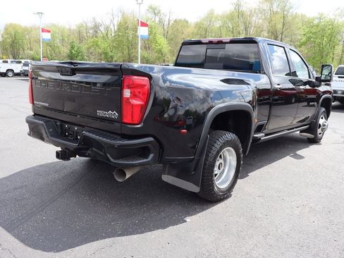 Used 2022 Chevrolet Silverado 3500 High Country AWD/4WD image 36