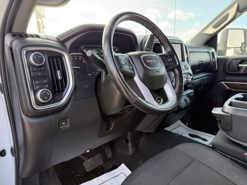 Used 2022 GMC Sierra 2500 SLE image 16