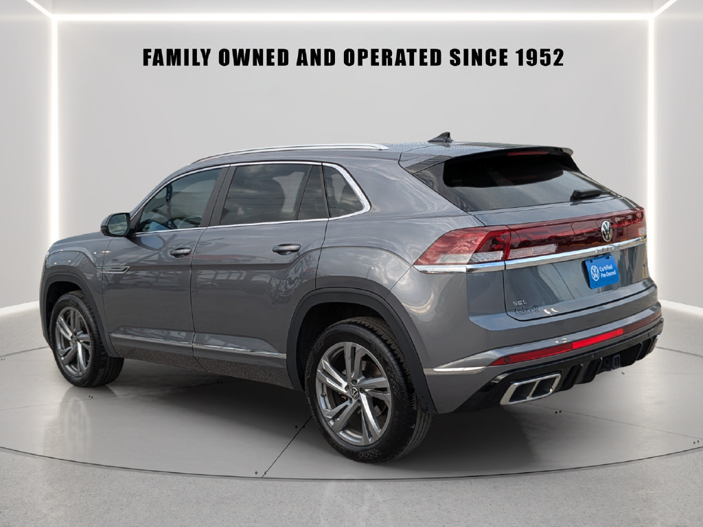 Certified 2024 Volkswagen Atlas Cross Sport SEL R-Line AWD/4WD image 4