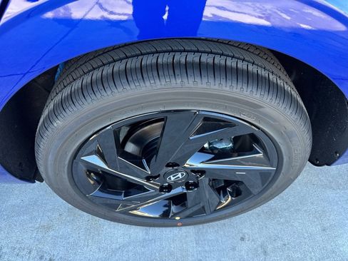 New 2026 Hyundai Elantra SEL Sport image 18