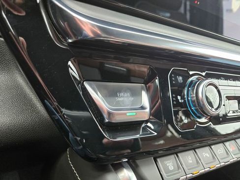 Used 2024 GMC Sierra 2500 Denali Ultimate w/ Max Trailering Package image 21