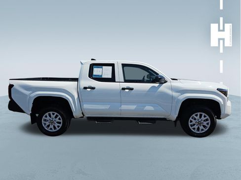 Used 2024 Toyota Tacoma SR AWD/4WD image 3