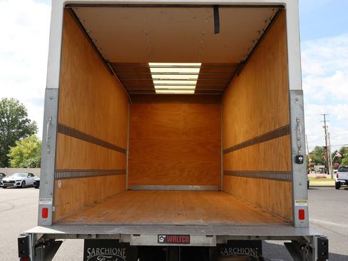 Used 2023 Ford F550 2WD Regular Cab Super Duty w/ XLT Value Package image 9