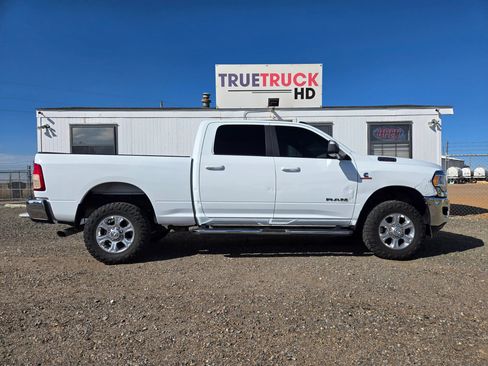 Used 2022 RAM 2500 Big Horn AWD/4WD image 4