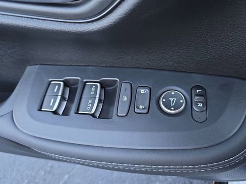 New 2026 Honda HR-V EX-L image 28