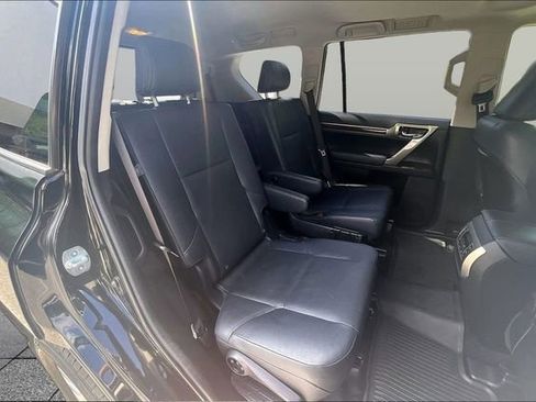Used 2019 Lexus GX 460 Premium AWD/4WD image 28