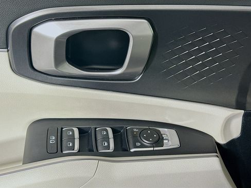 Used 2025 Kia Sorento EX w/ Panoramic Sunroof Package FWD image 14