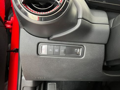 Certified 2024 Chevrolet Equinox EV RS image 20