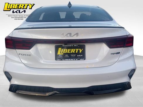 Used 2023 Kia Forte GT-Line w/ GT-Line Technology Package image 6