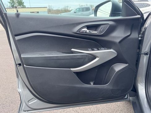 Used 2024 Chevrolet Trax LS w/ Driver Confidence Package image 9