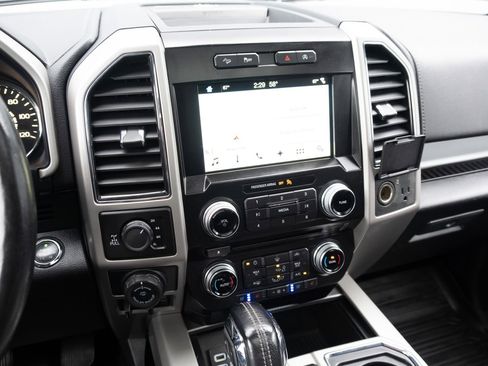 Used 2017 Ford F150 Lariat w/ Equipment Group 502A Luxury image 3