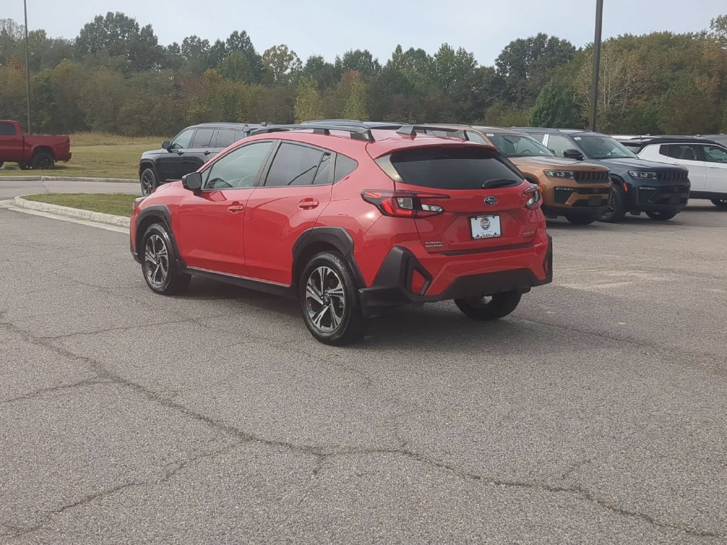 Used 2024 Subaru Crosstrek 2.0i Premium AWD/4WD image 3