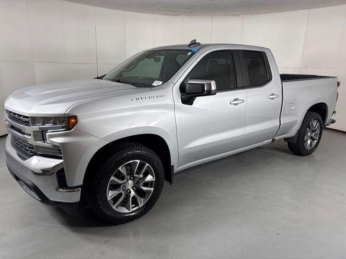 Certified 2022 Chevrolet Silverado 1500 LT w/ Max Trailering Package RWD image 5