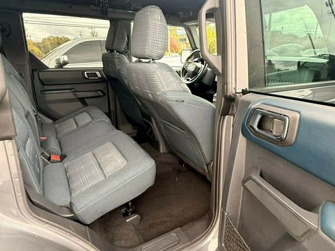 Used 2023 Ford Bronco Heritage Edition image 16