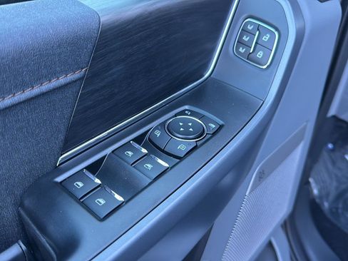 New 2025 Ford F150 Lariat w/ Equipment Group 502A High image 40