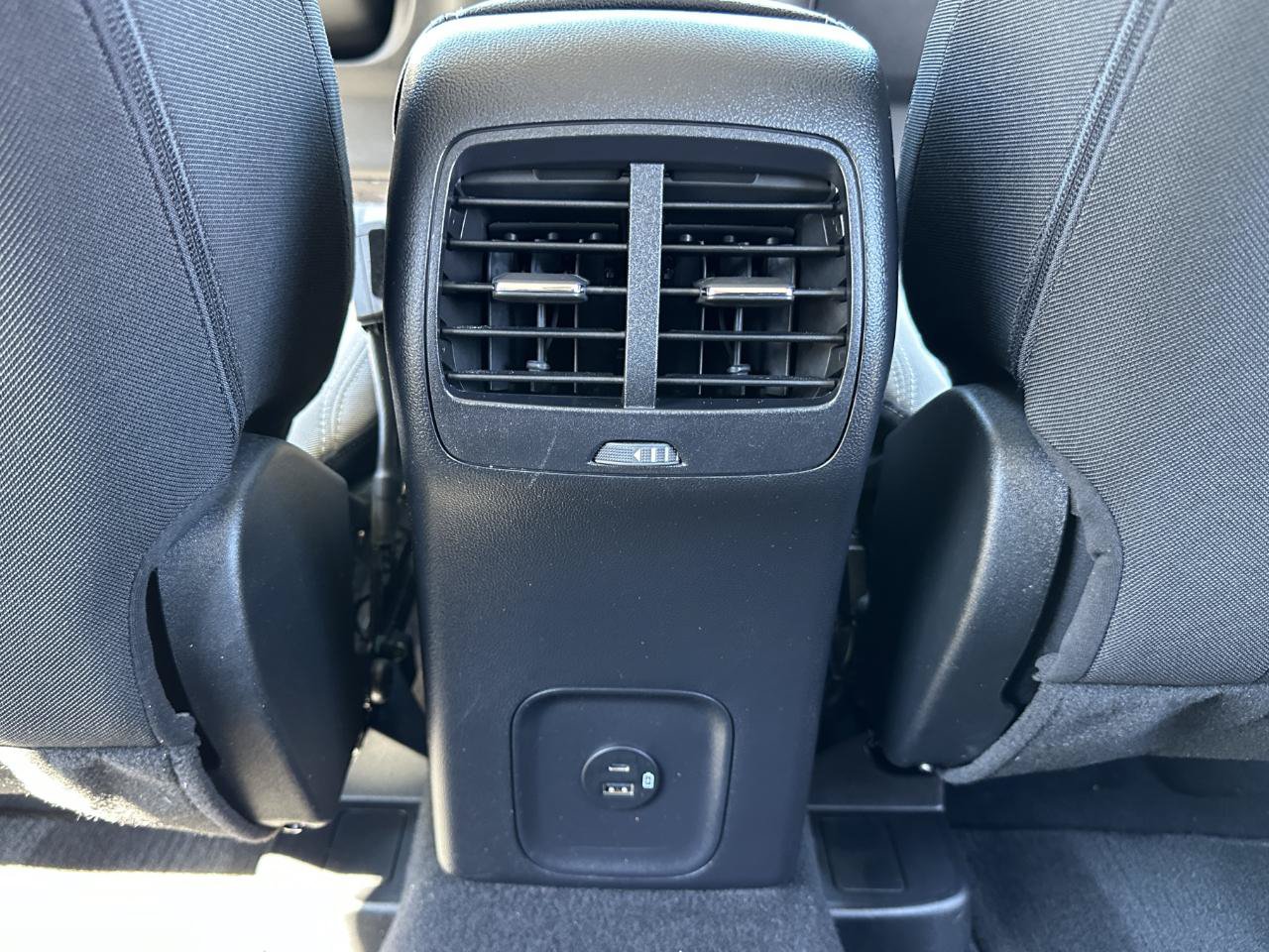 Used 2021 Ford Escape SE w/ Convenience Package AWD/4WD image 39