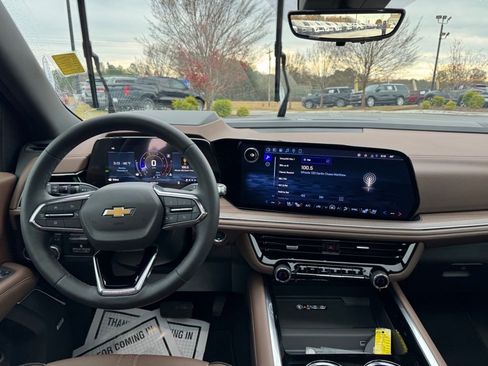 Used 2026 Chevrolet Tahoe High Country image 14