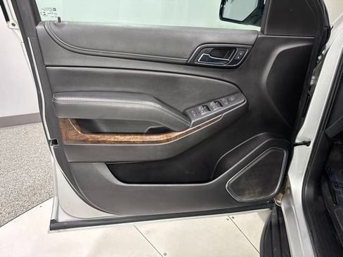 Used 2020 Chevrolet Tahoe LS w/ Skid Plate Package AWD/4WD image 9