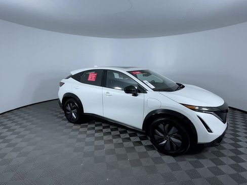 Certified 2024 Nissan Ariya AWD image 2